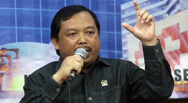 Politikus Demokrat, Herman.